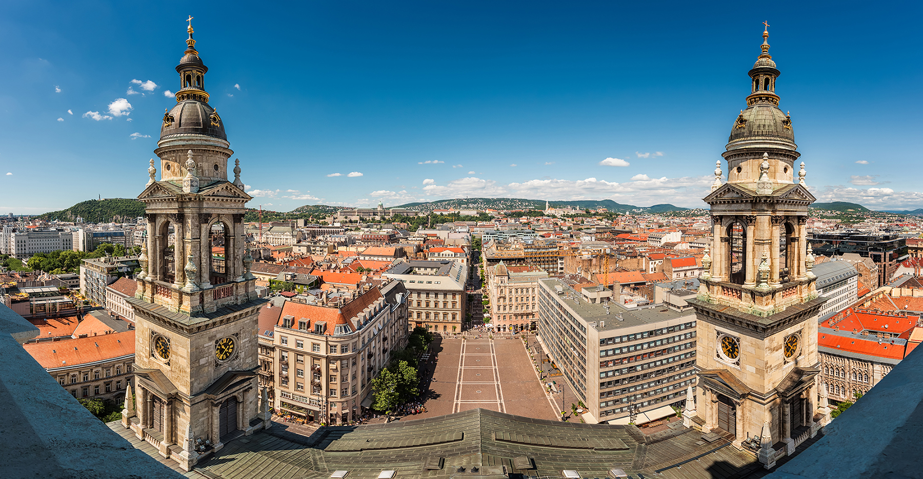 Panoramavy över centrala Budapest