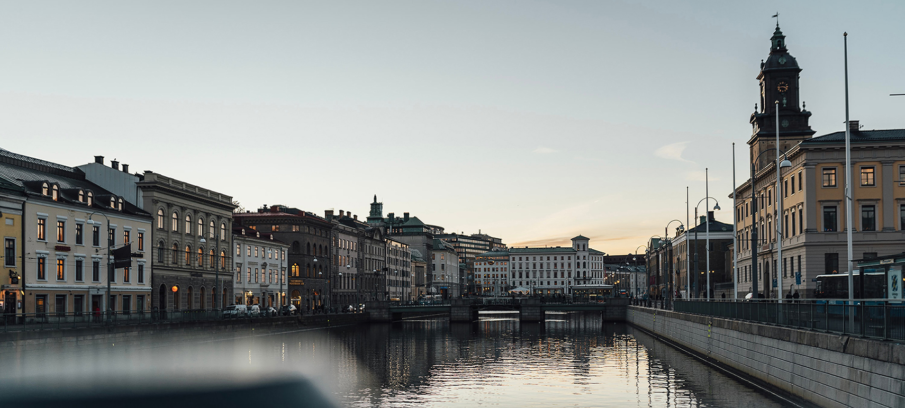 Centrala Göteborg i solnedgång